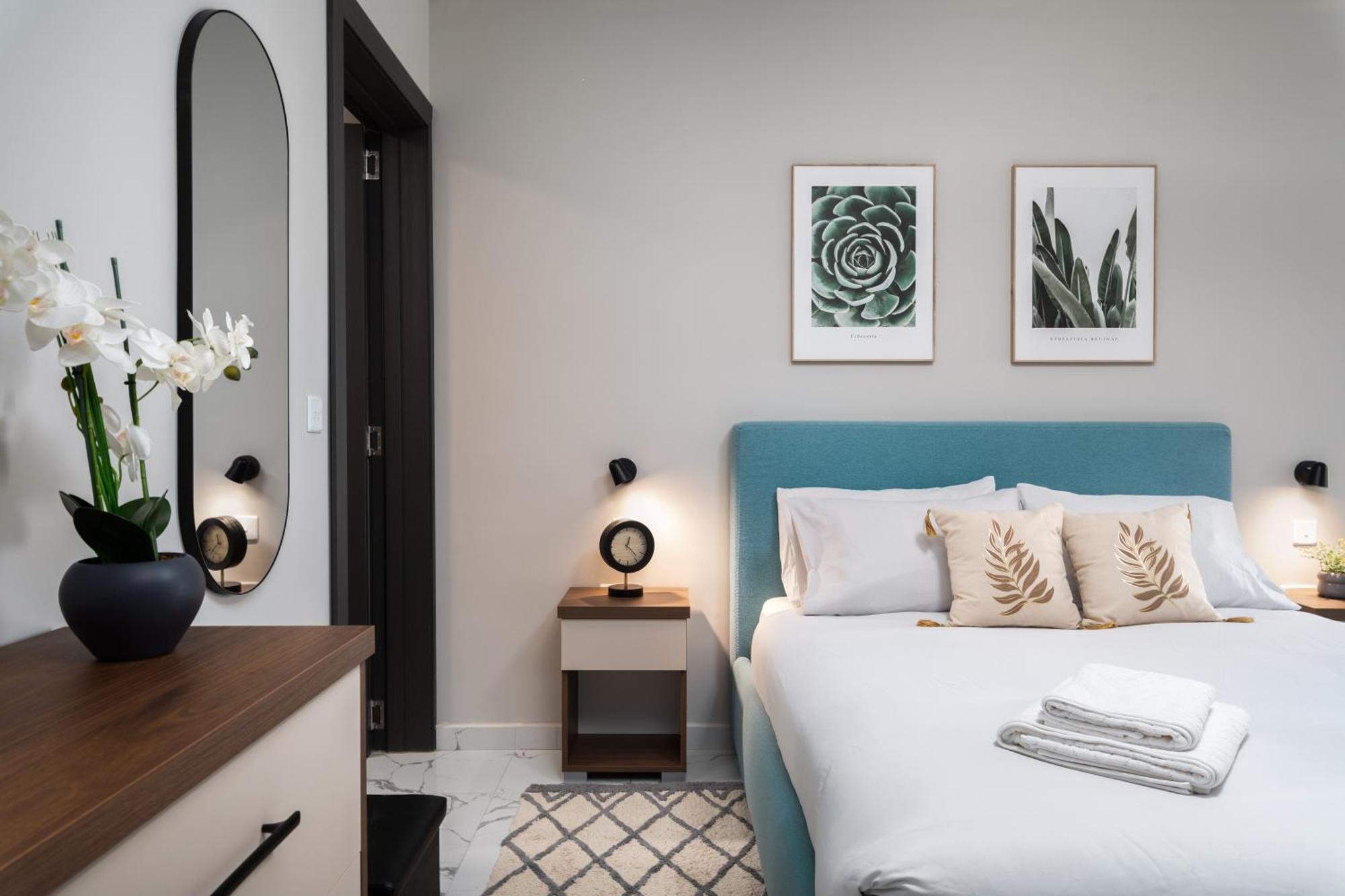 Modern 2Br Cosy Apartment With Large Terrace - Close To Manoel Island & Tigne Shopping Mall Sliema Esterno foto